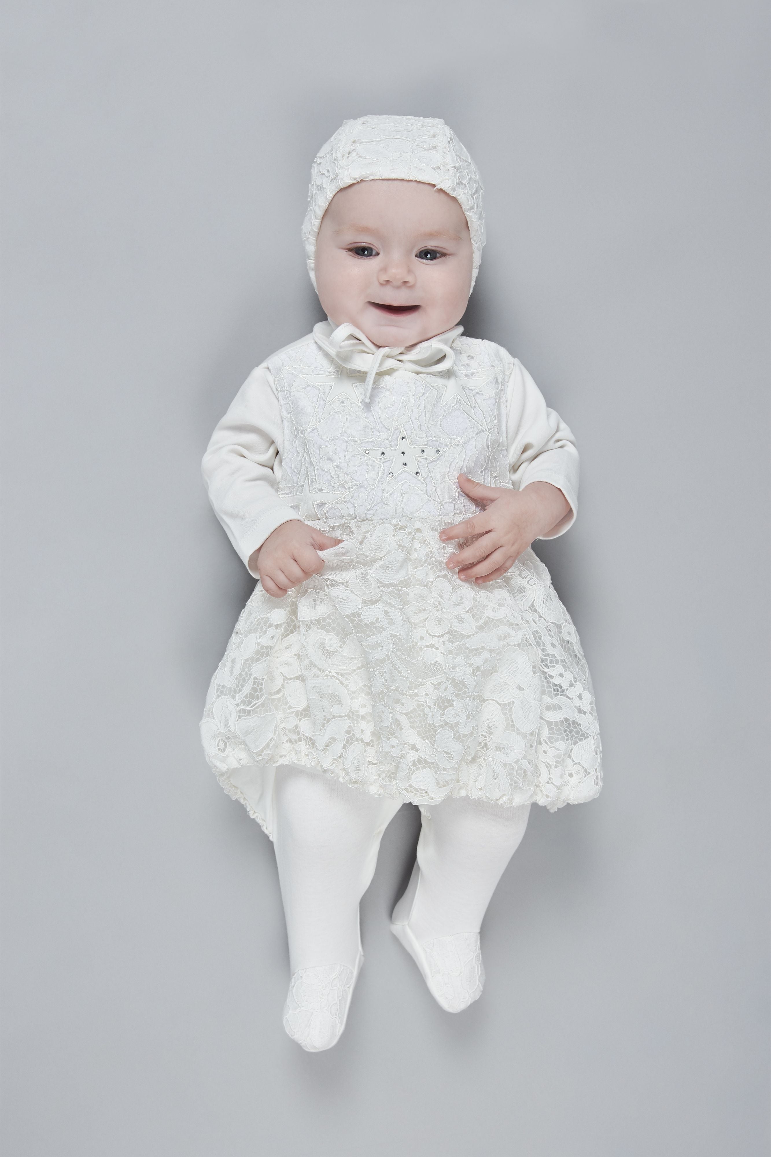 Bow Decorated Overall-Dress and Bonnet Set, ecru(62)