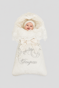 Baby nest lace and crystals decorated