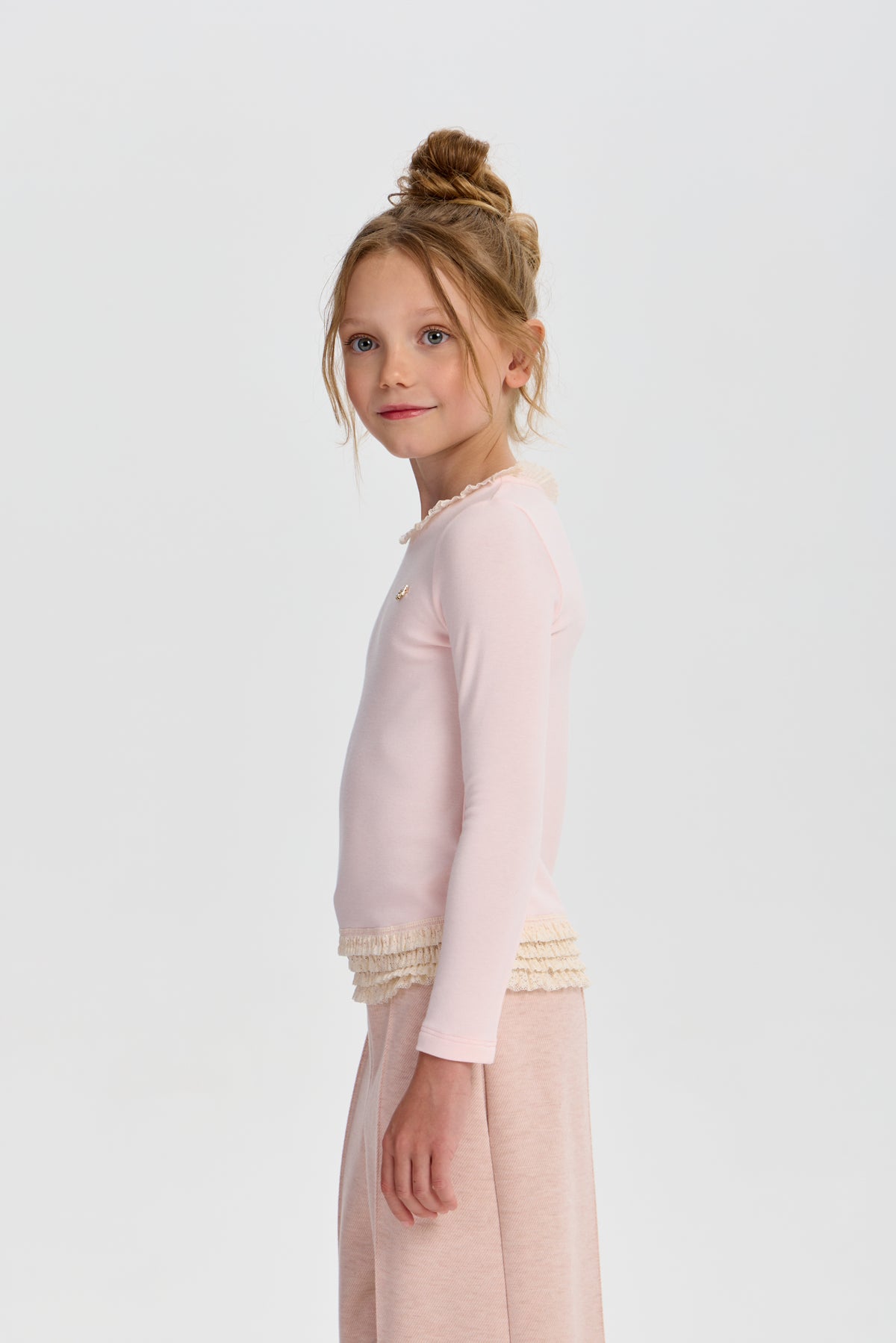 Elegant Turtleneck with laces