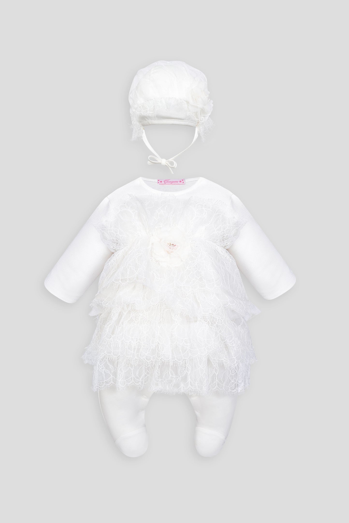 Dress set (overall, bonnet) with lace and flower