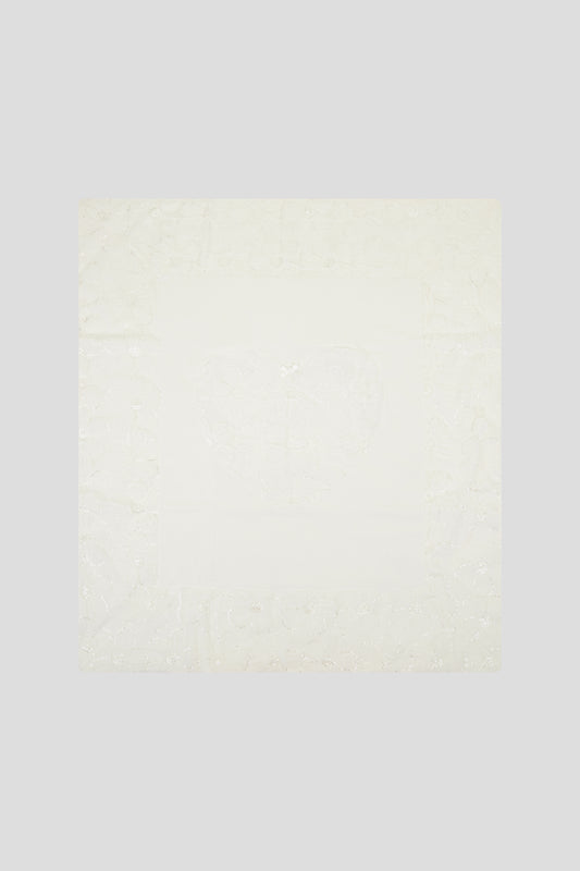 Lace decorated blanket, ecru