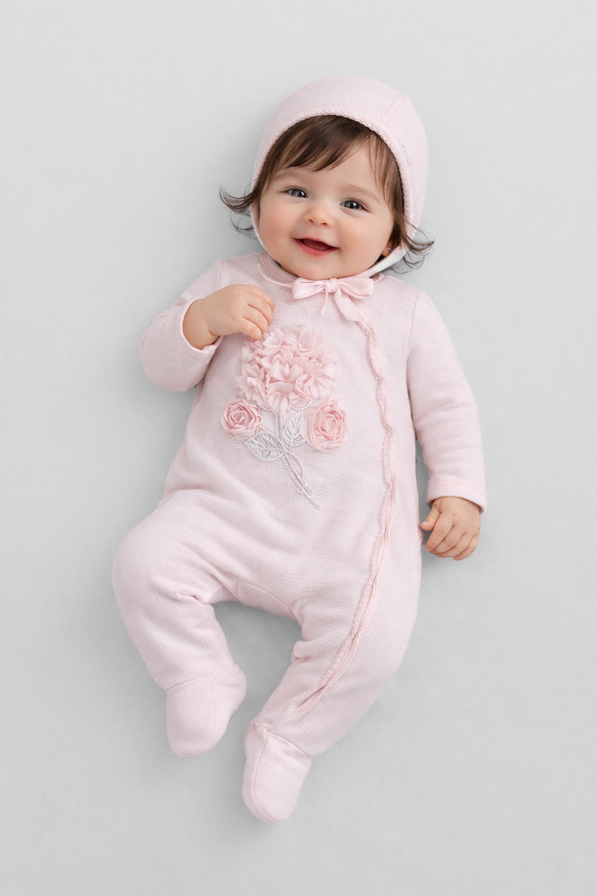 Smart Gift Set for newborn baby girl (overall and bonnet)