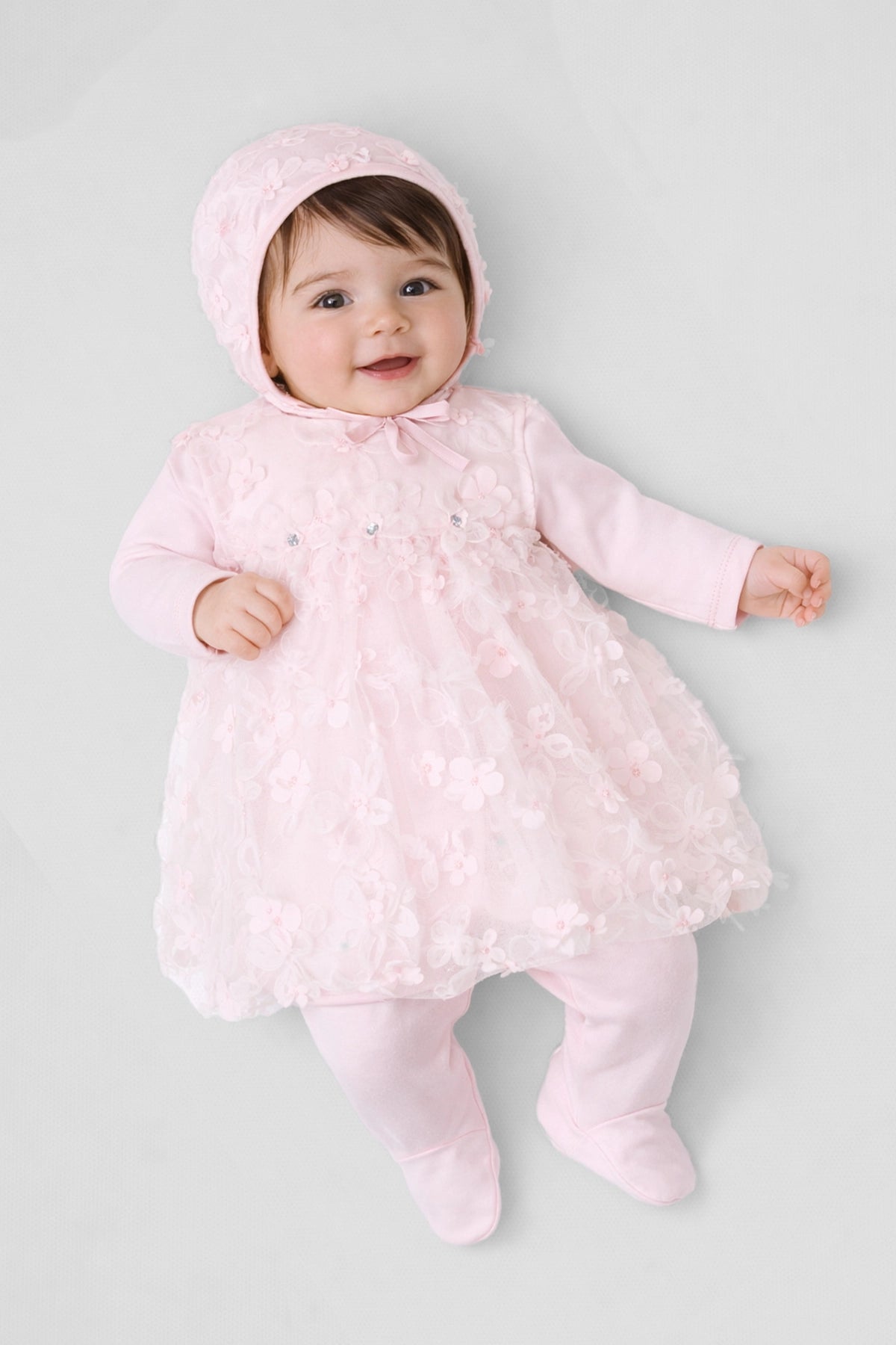 Smart Set with Decors ( Overall, Bonnet)