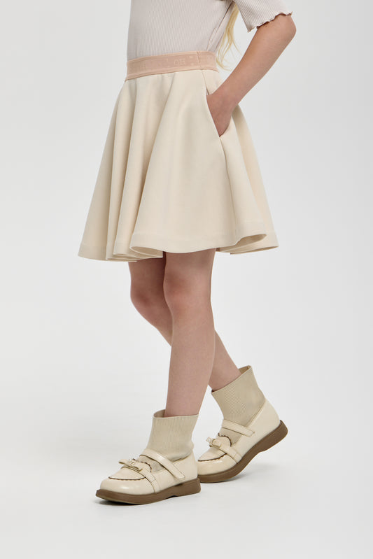 Elegant Footer Skirt