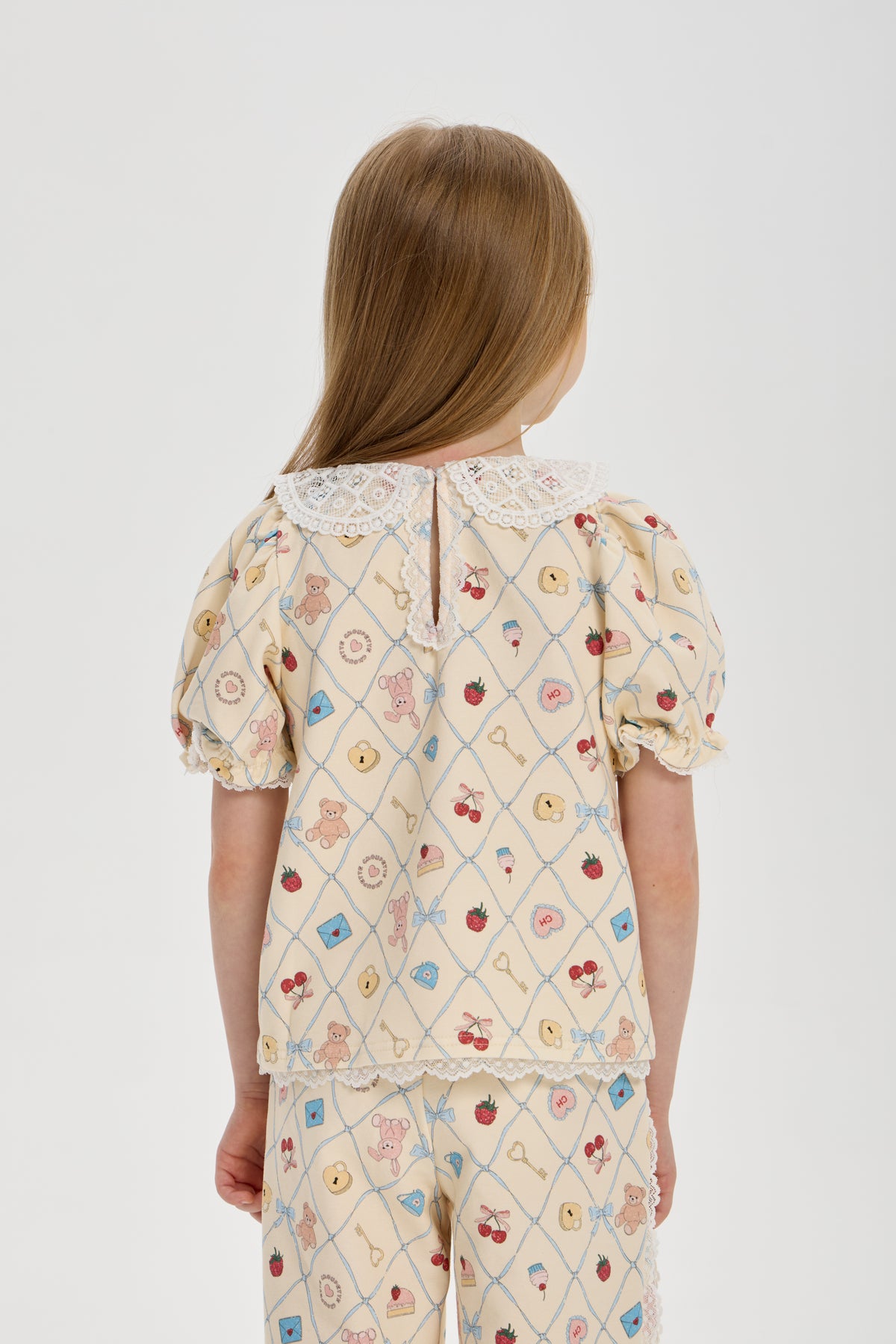 Elegant Printed Set with laces (Blouse & Pants) for girls