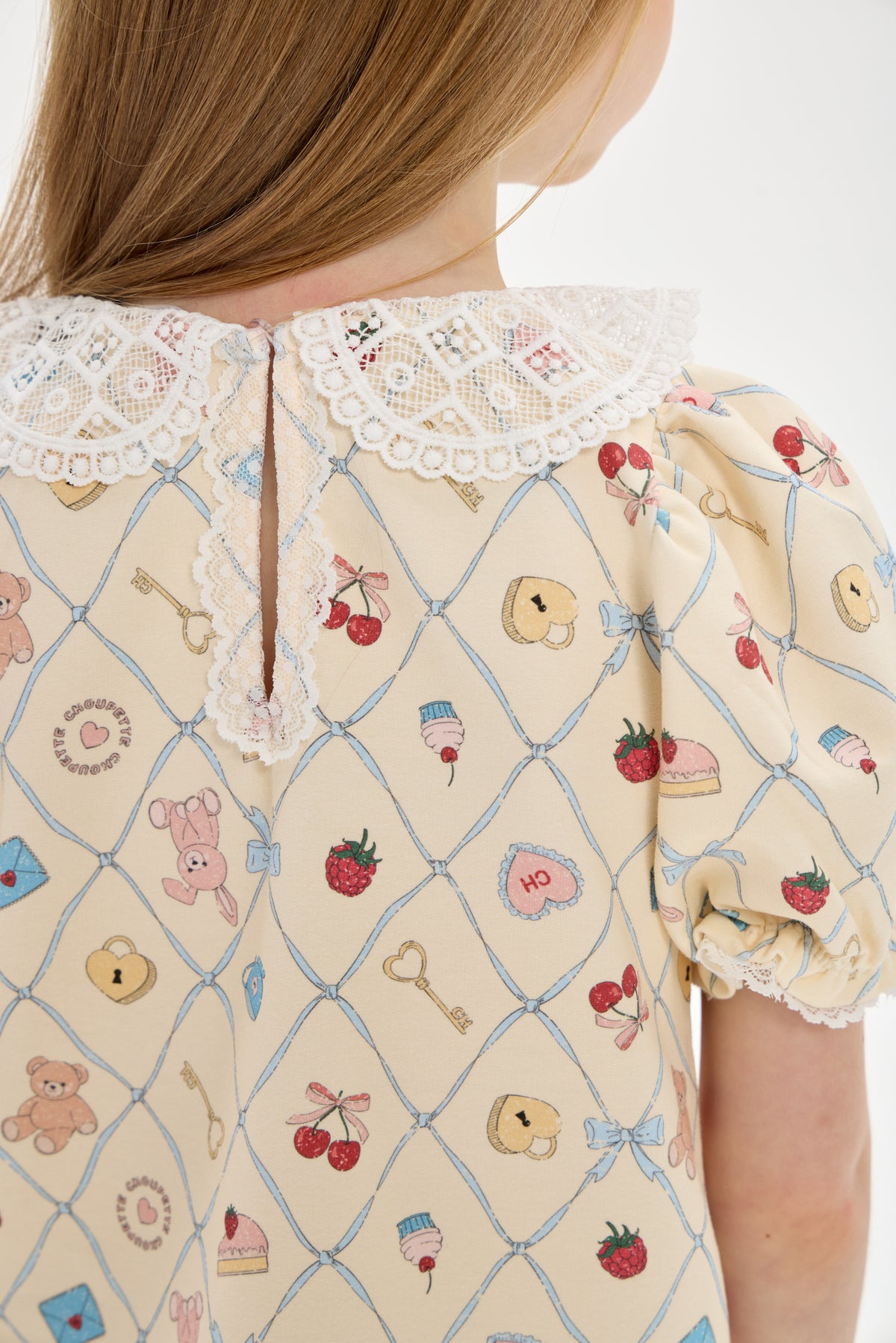 Elegant Printed Set with laces (Blouse & Pants) for girls