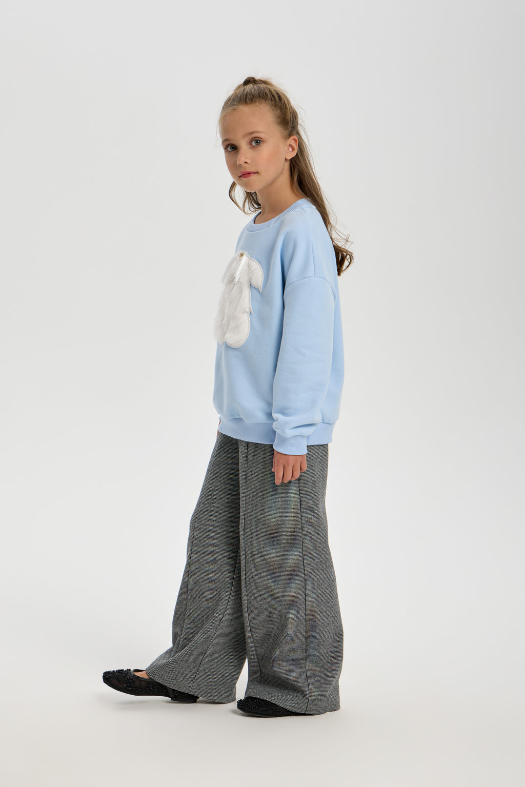 Sweatshirt with Doggy Applique