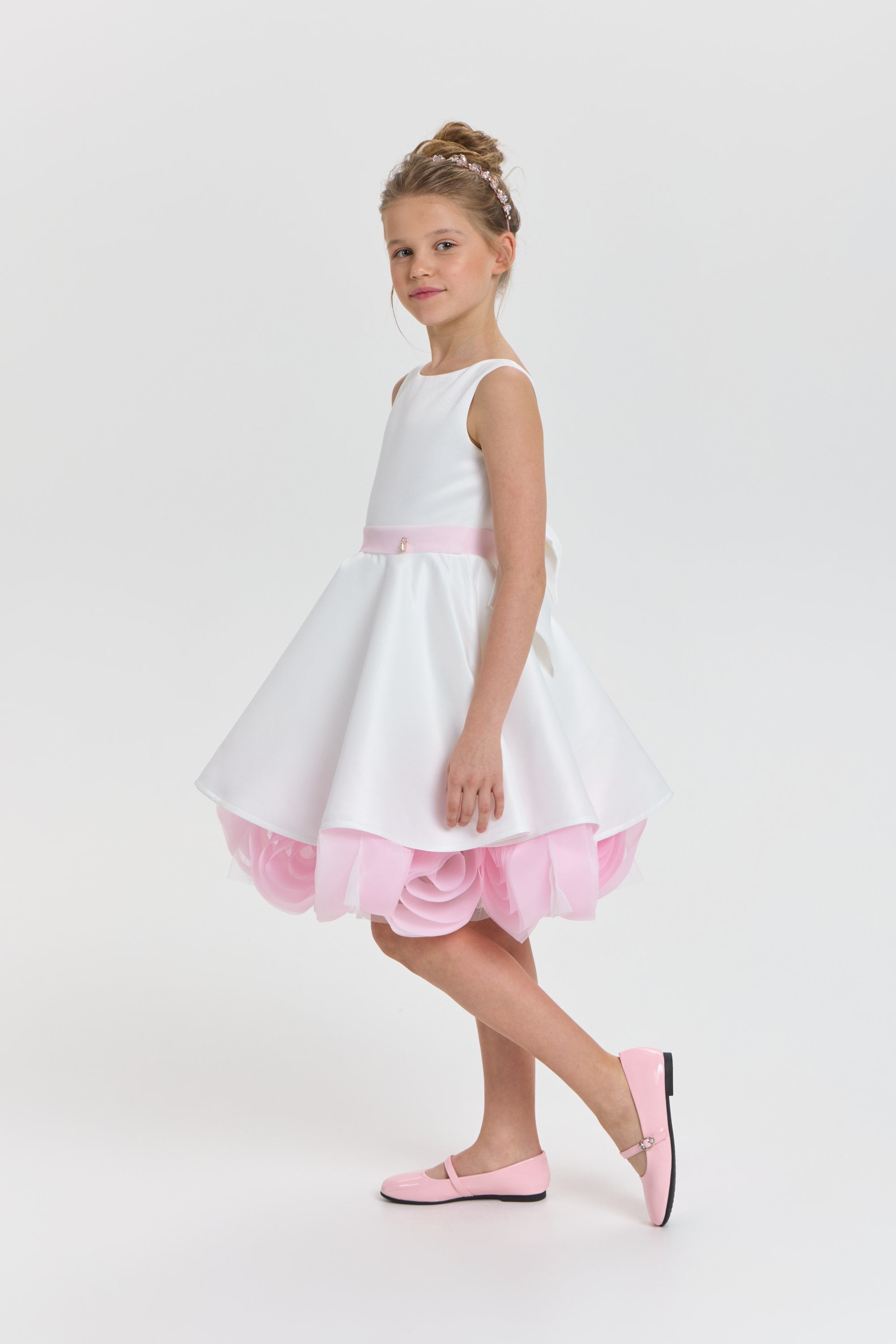 Elegant Dress with Roses