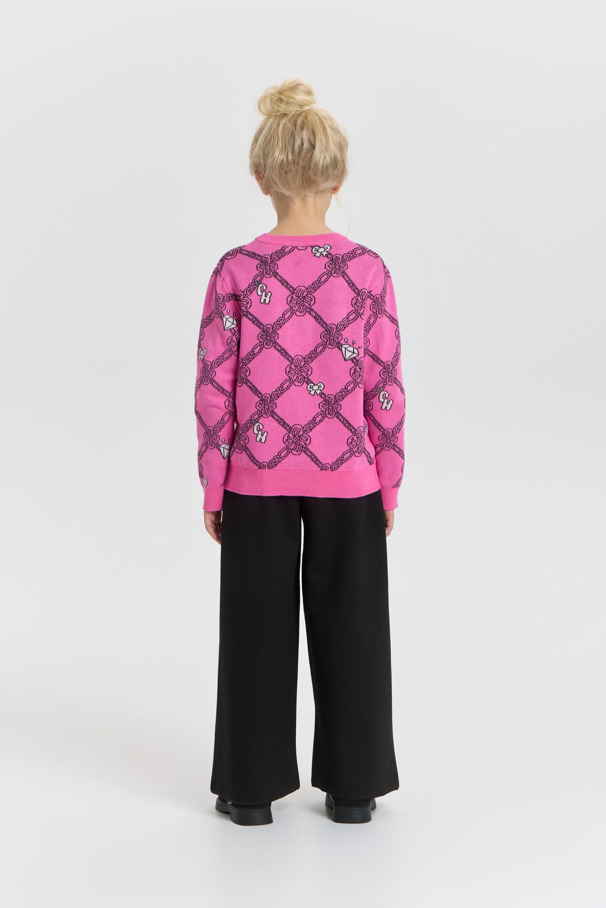 Sweater with Diamonds