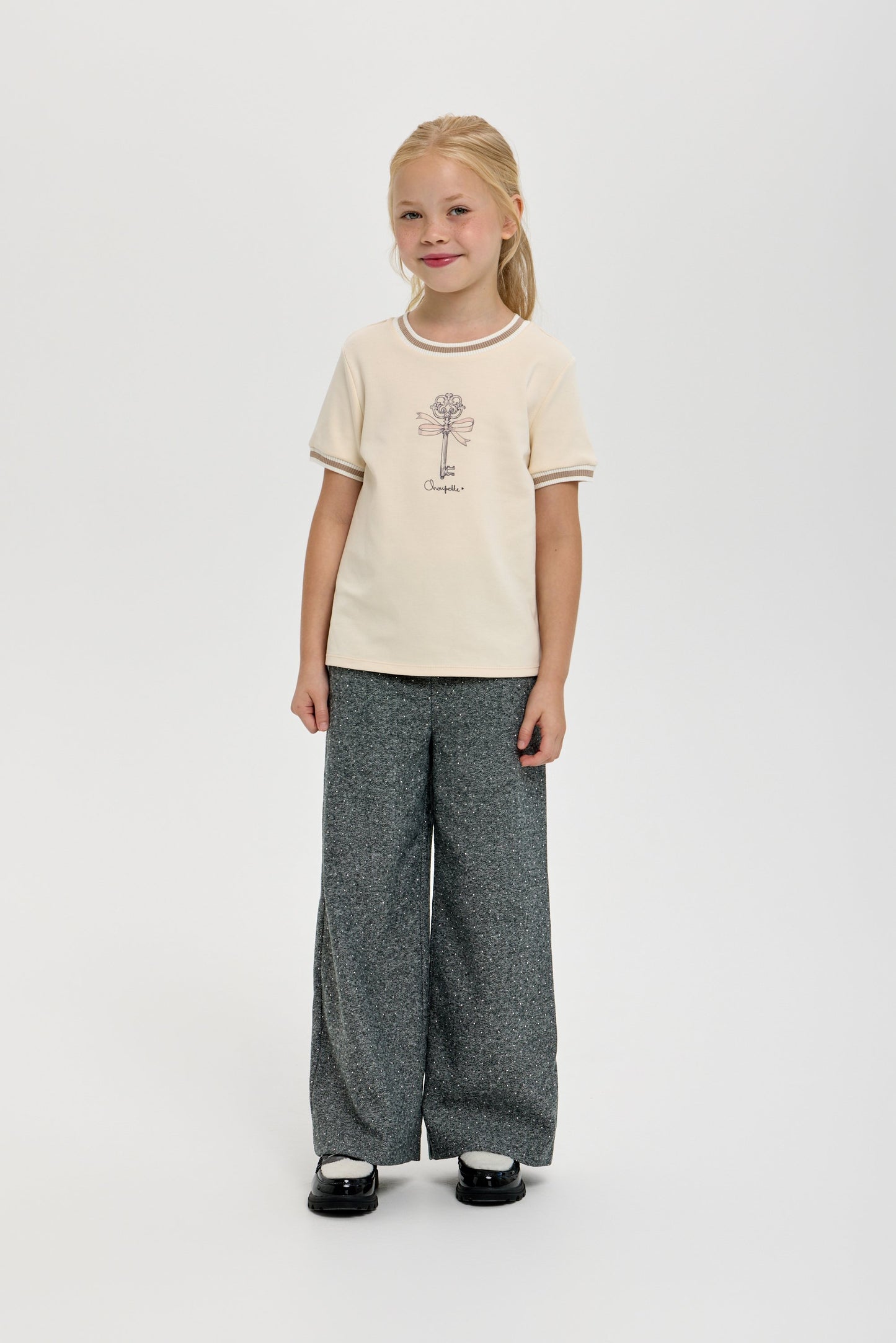 Elegant T-Shirt With stylish print