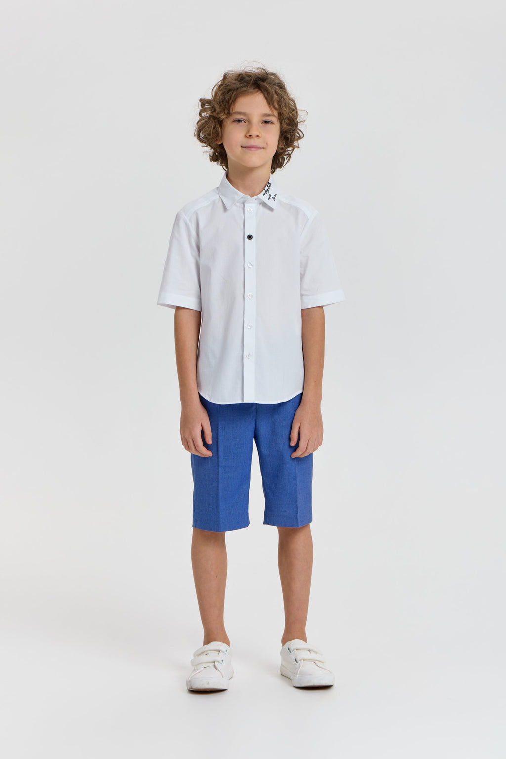 Elegant Polo Shirt with Print on Collar
