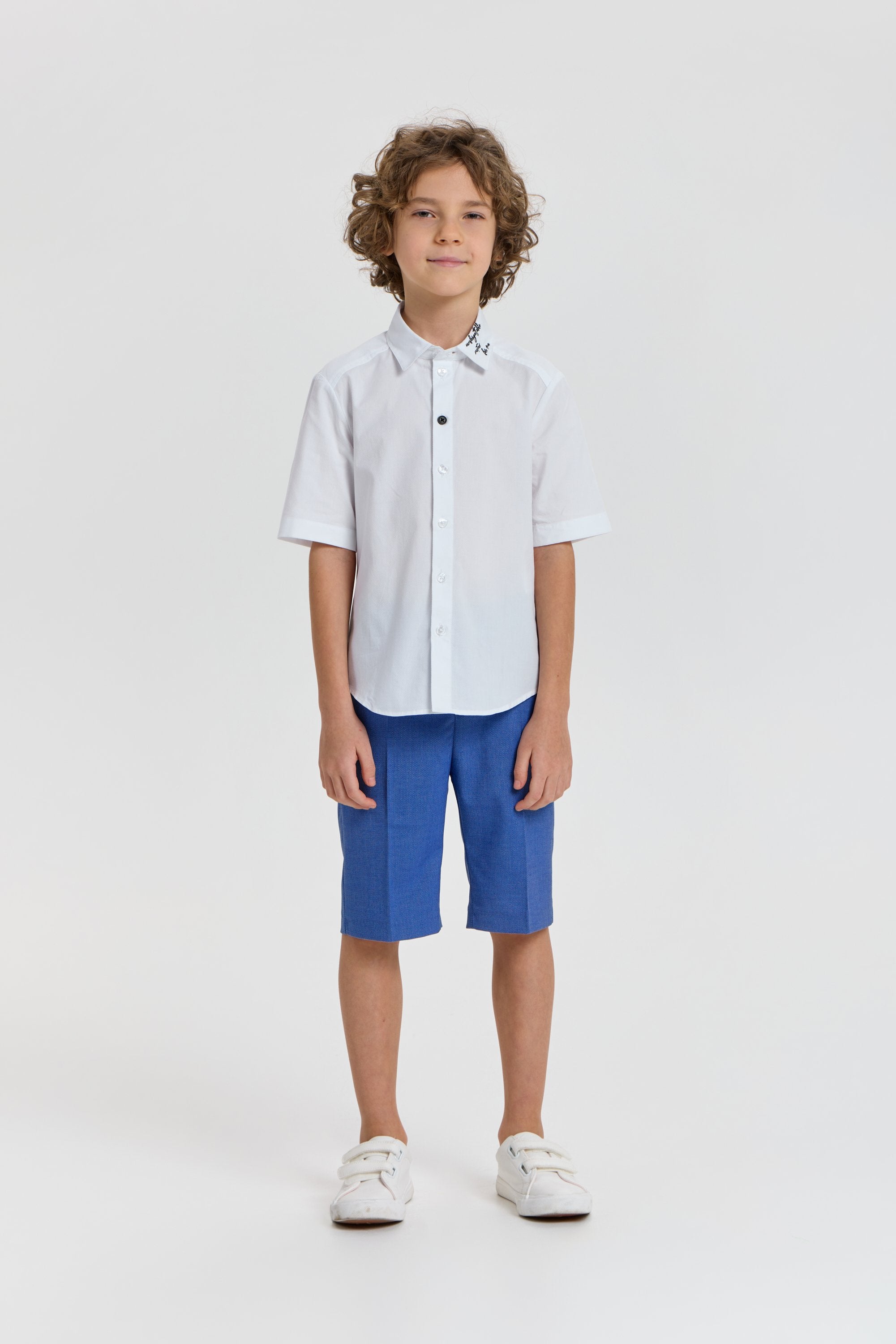 Elegant Polo Shirt with Print on Collar