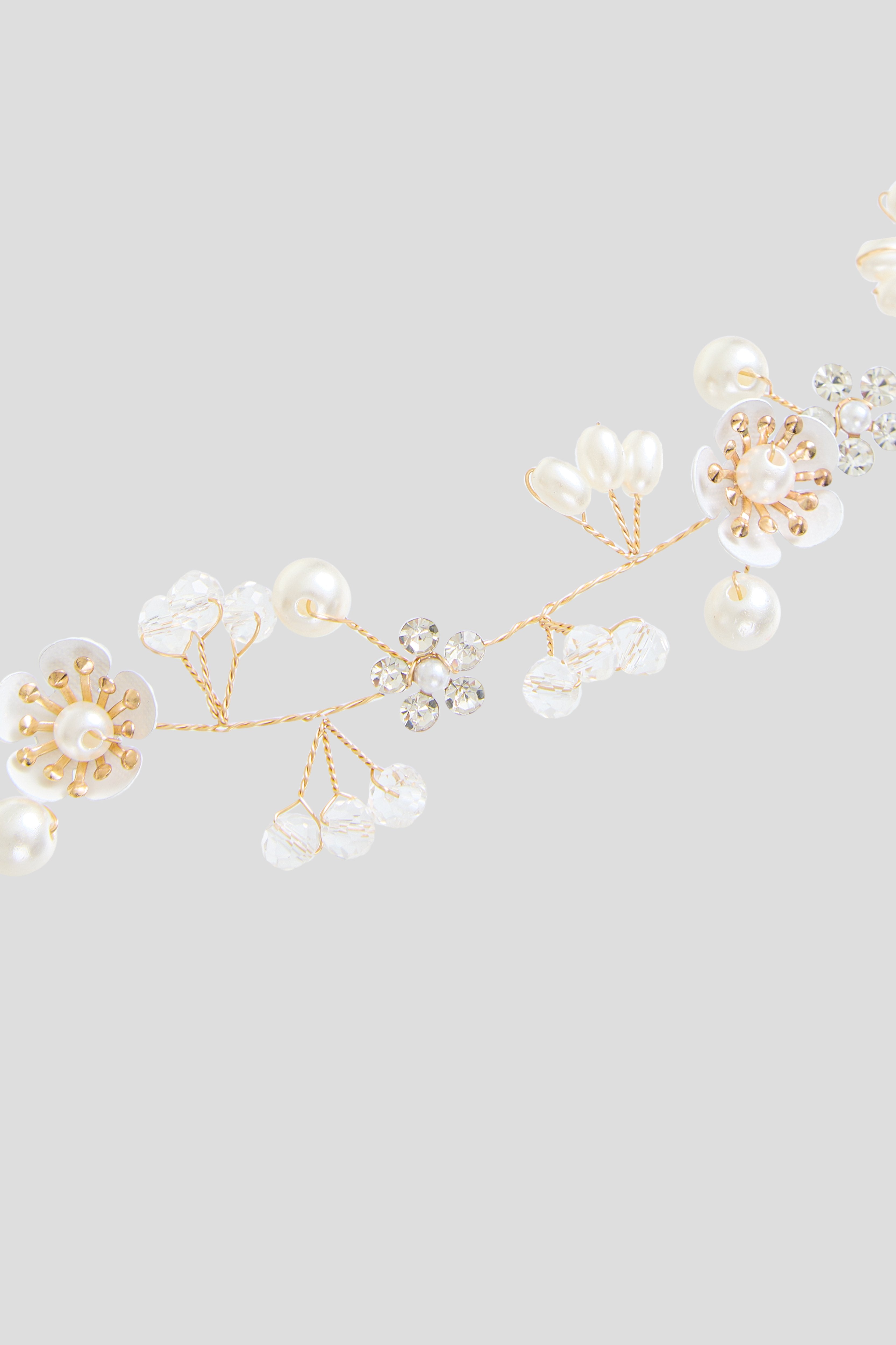 Headband - wreath with pearls