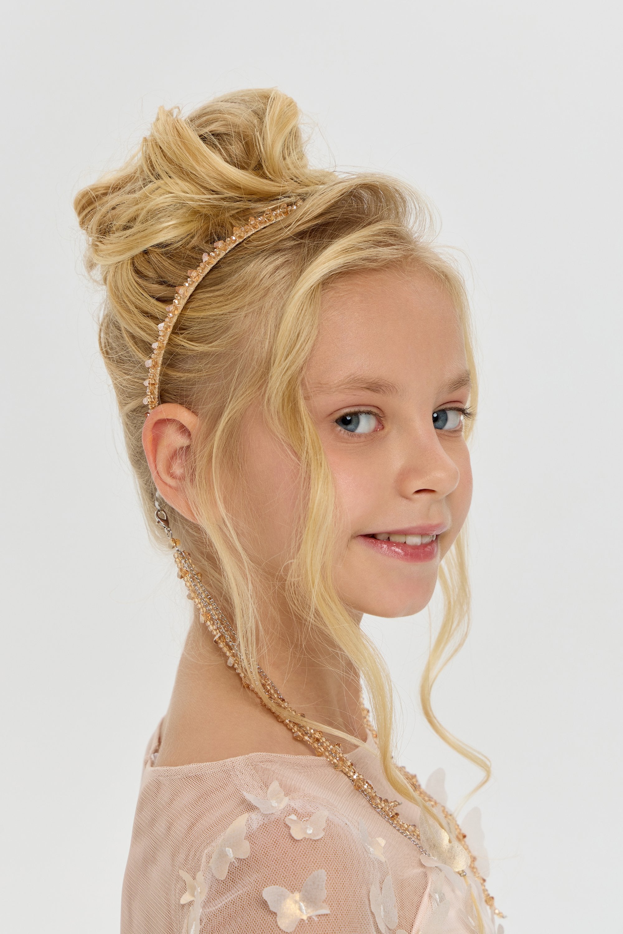 Elegant Golden Headband with Removable Chains