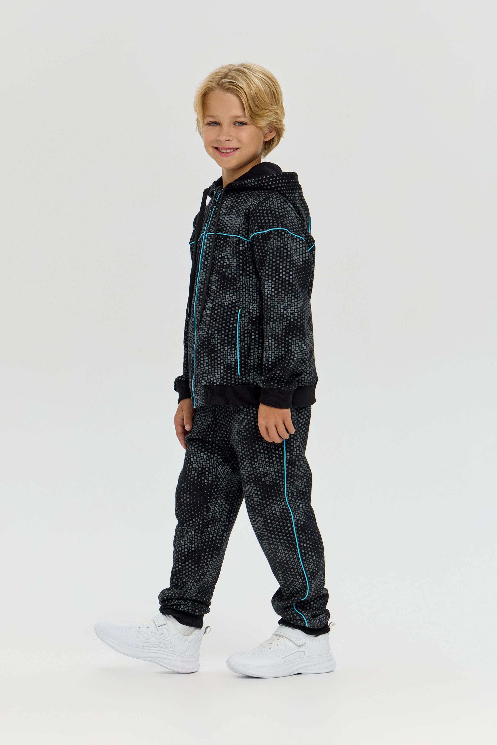 Printed Tracksuit for active kids