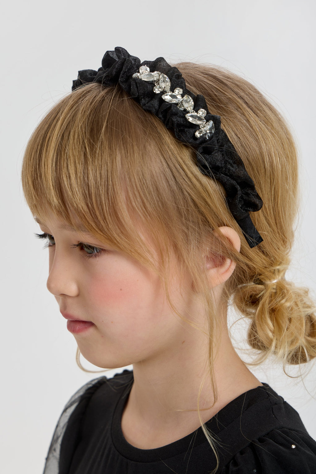 Elegant Headband with Crystals