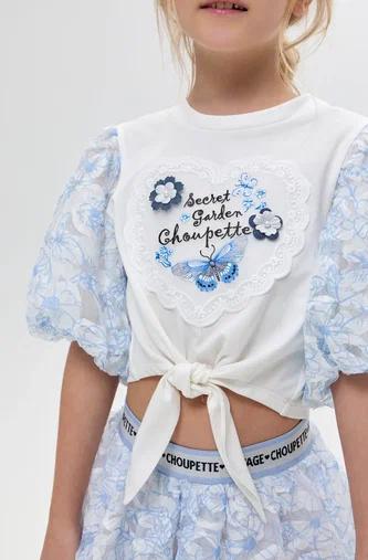 T-shirt with decoration