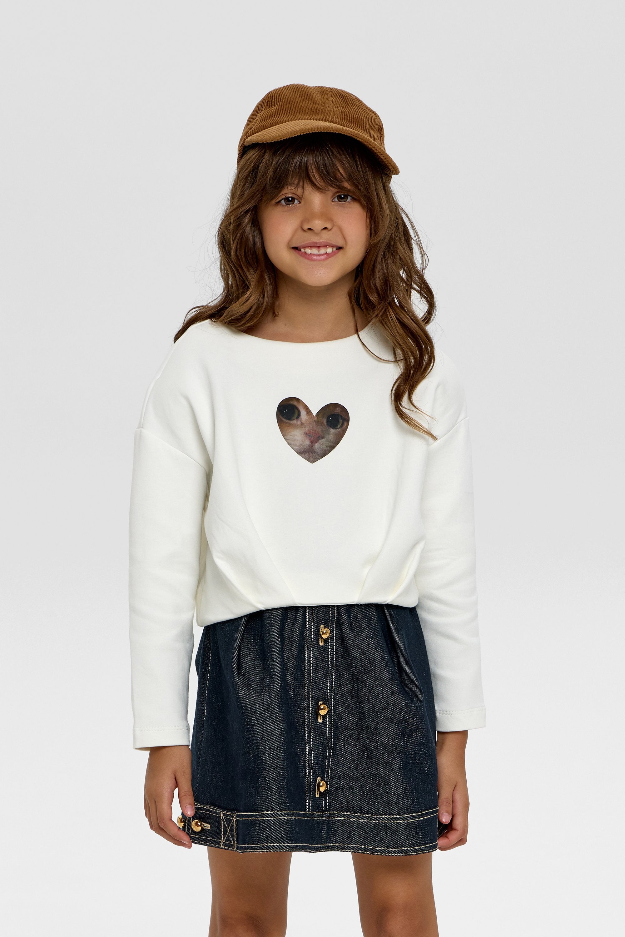 Stylish Cropped Decorated Catty Sweatshirt