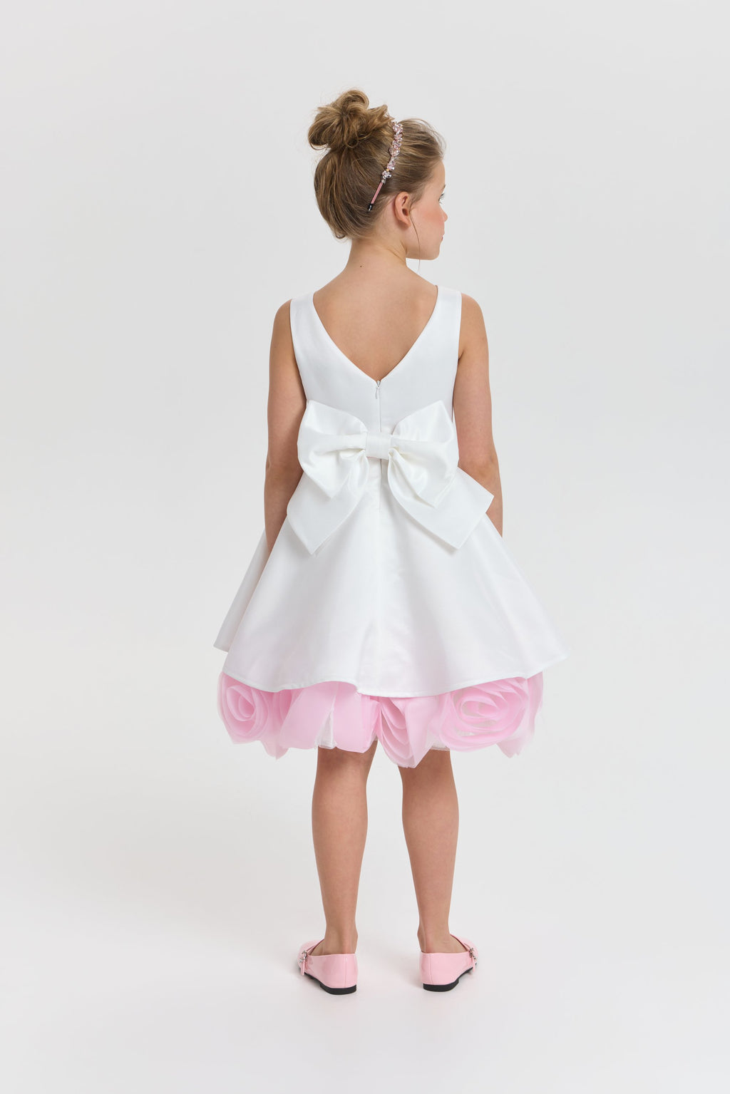 Elegant Dress with Roses