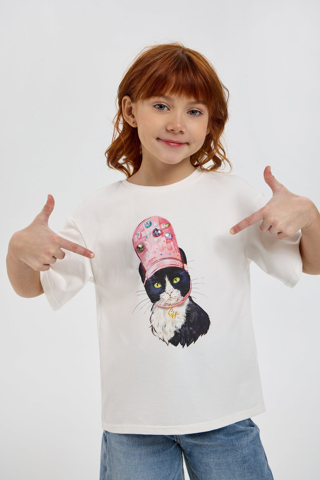 Catty T-shirt with Diamonds