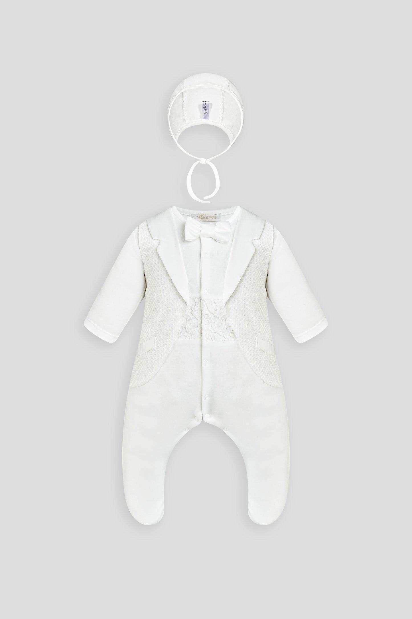 Smart set (overalls and bonnet)