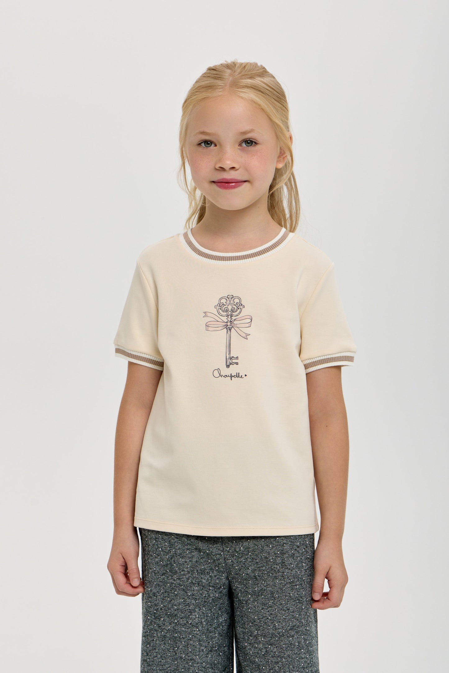 Elegant T-Shirt With stylish print