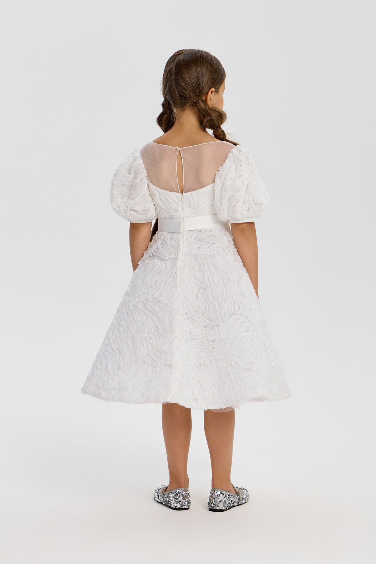 Beautiful Dress with Puffed Sleeves