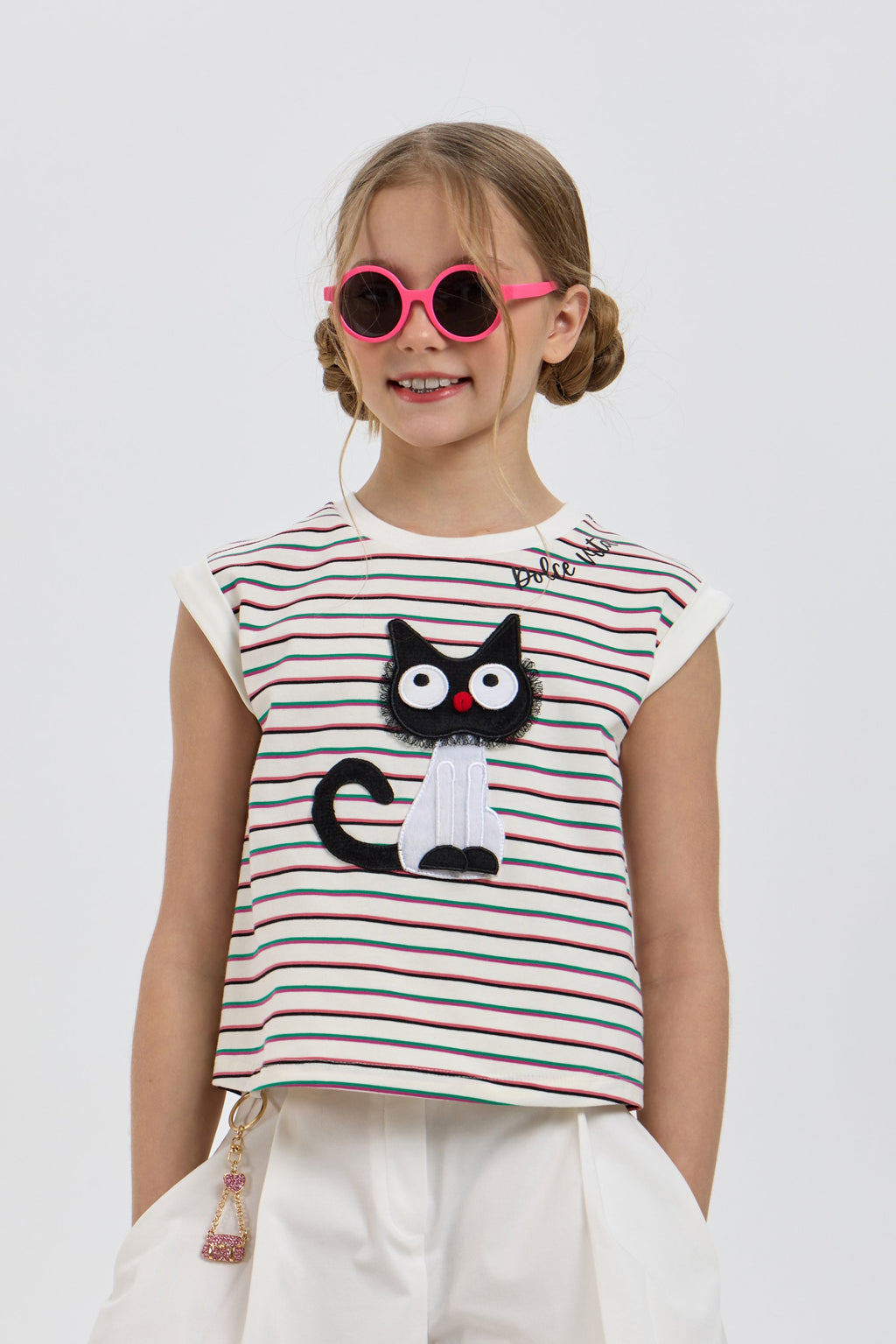 Catty Applique-decorated T-shirt