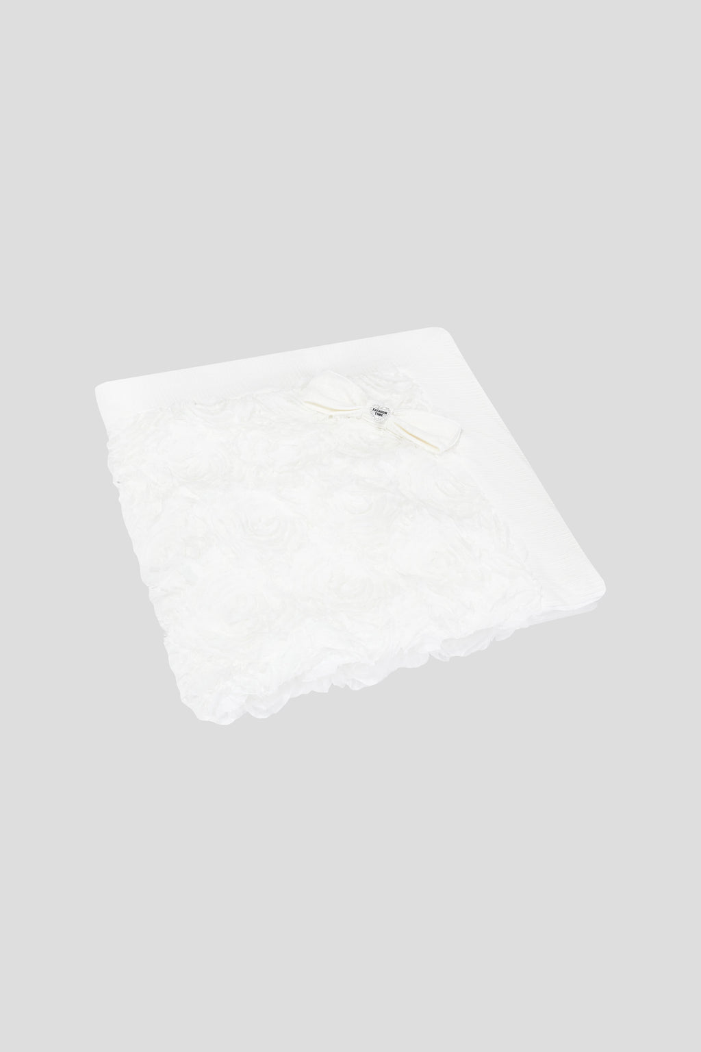 Lace Blanket with a Bow, ecru