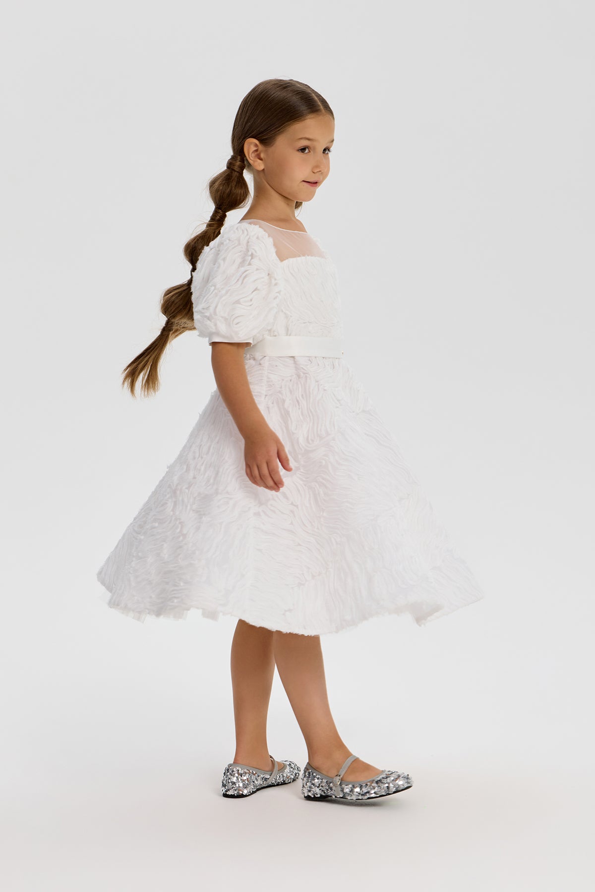 Beautiful Dress with Puffed Sleeves