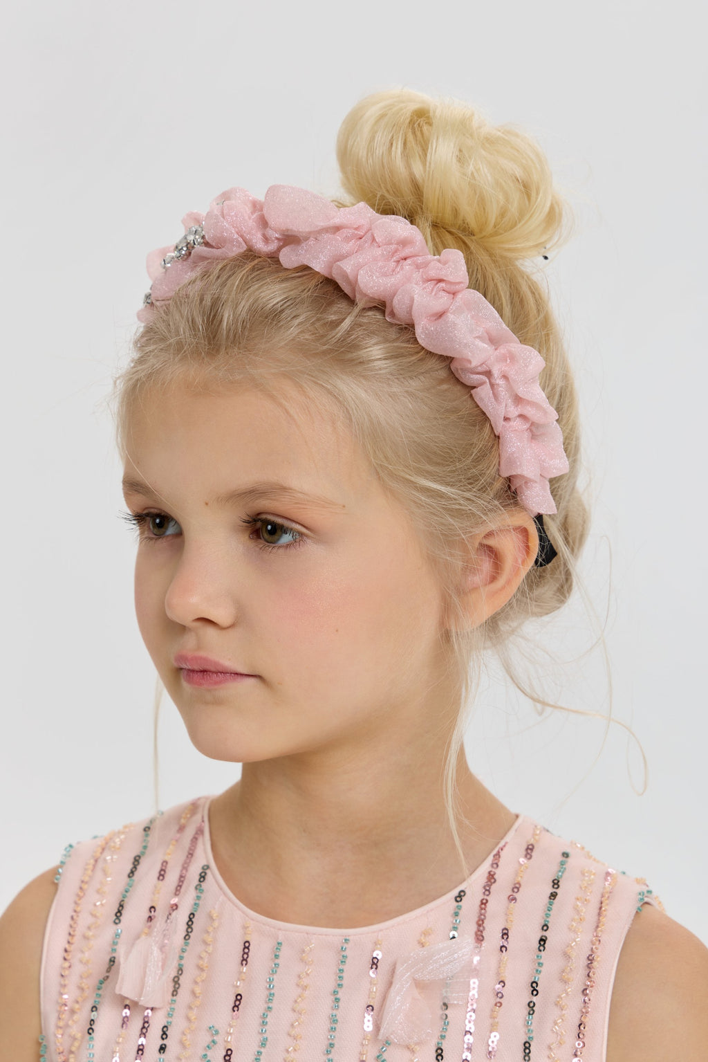 Elegant Headband with Crystals