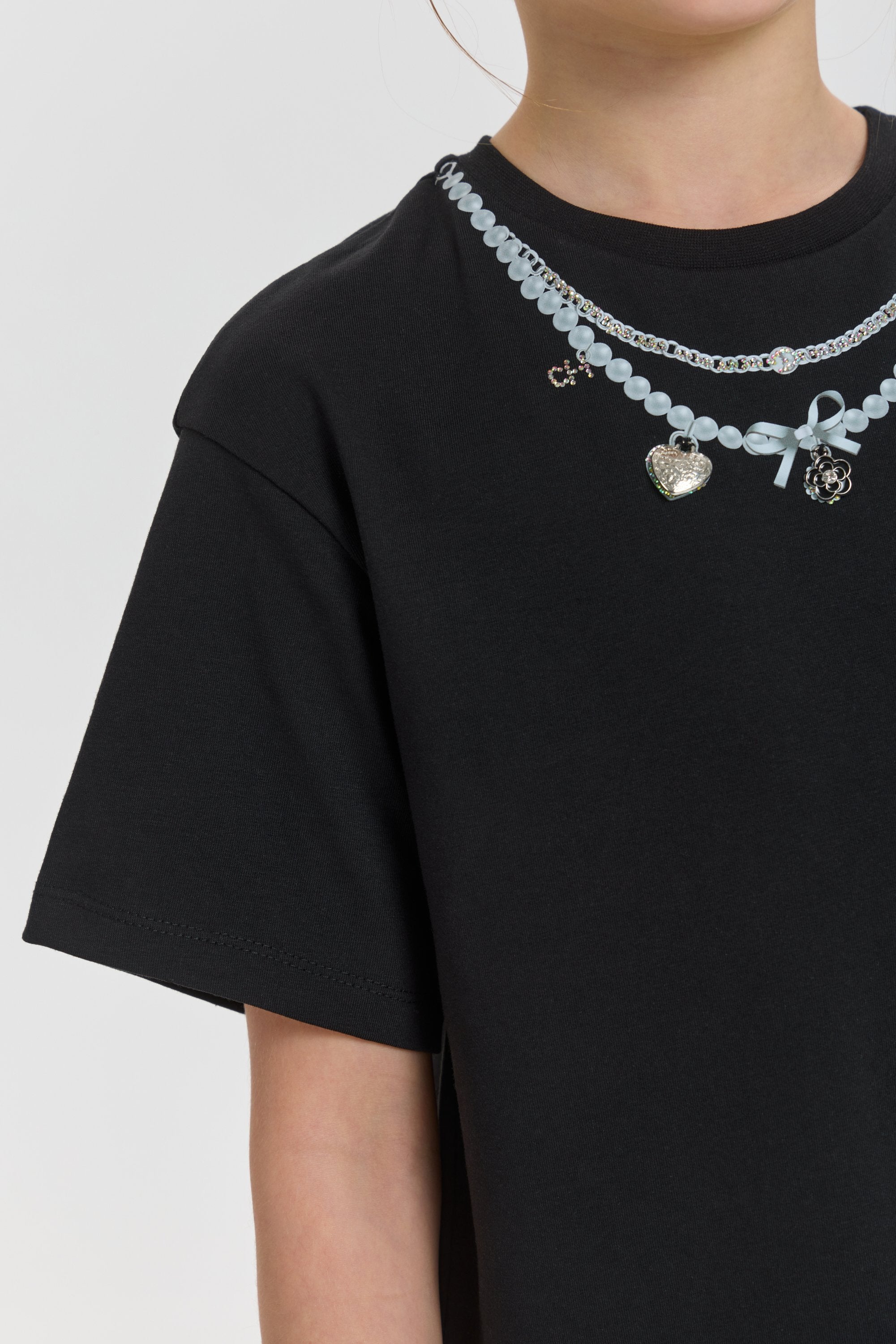 Neckless Decorated T-Shirt