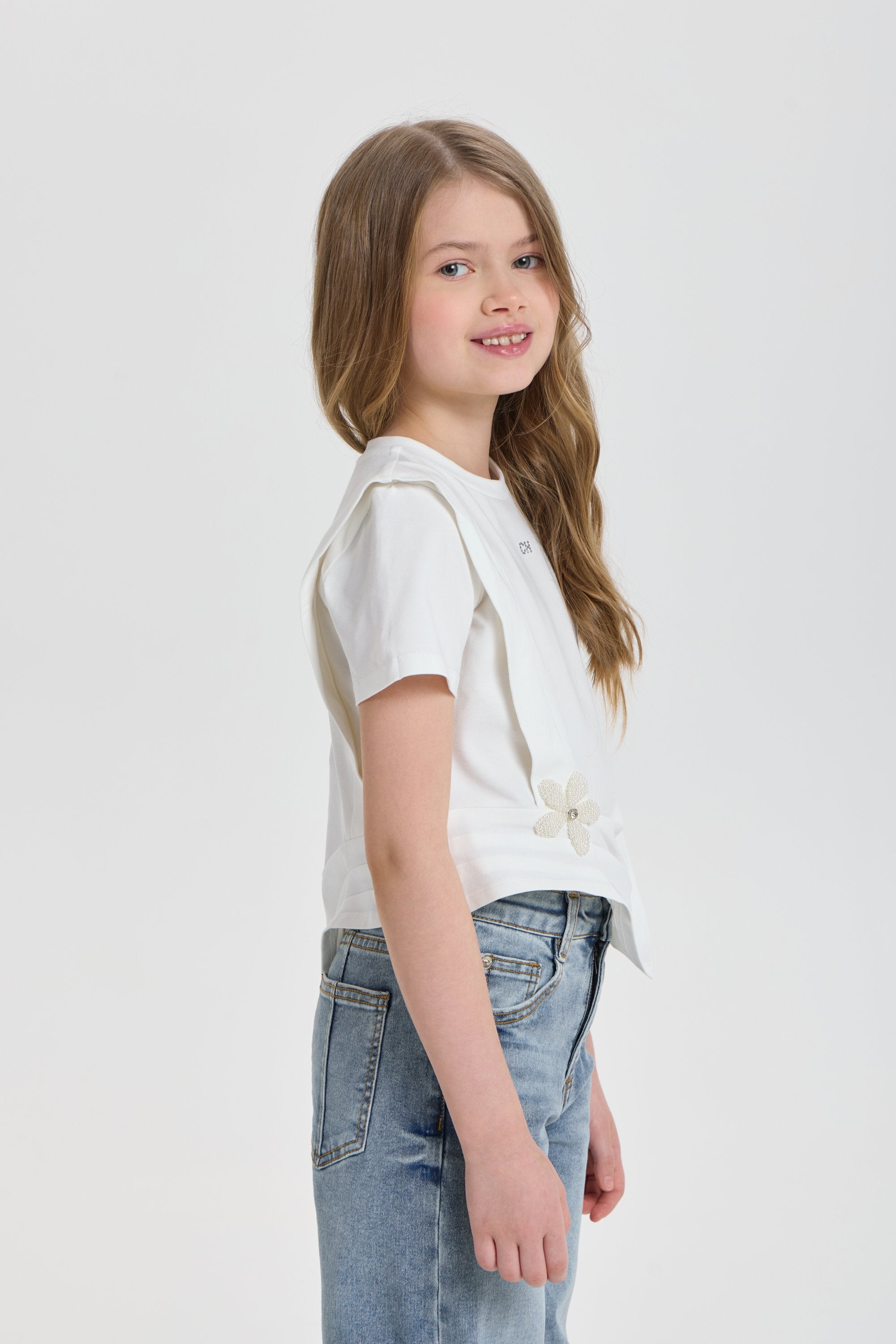 3D flower Asymmetry T-shirt