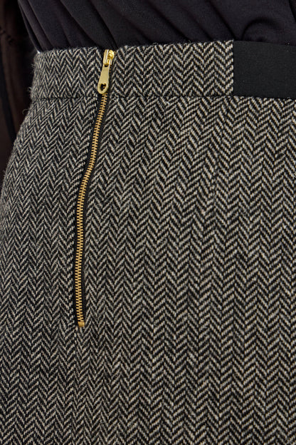 Elegant Skirt with Golden Buttons