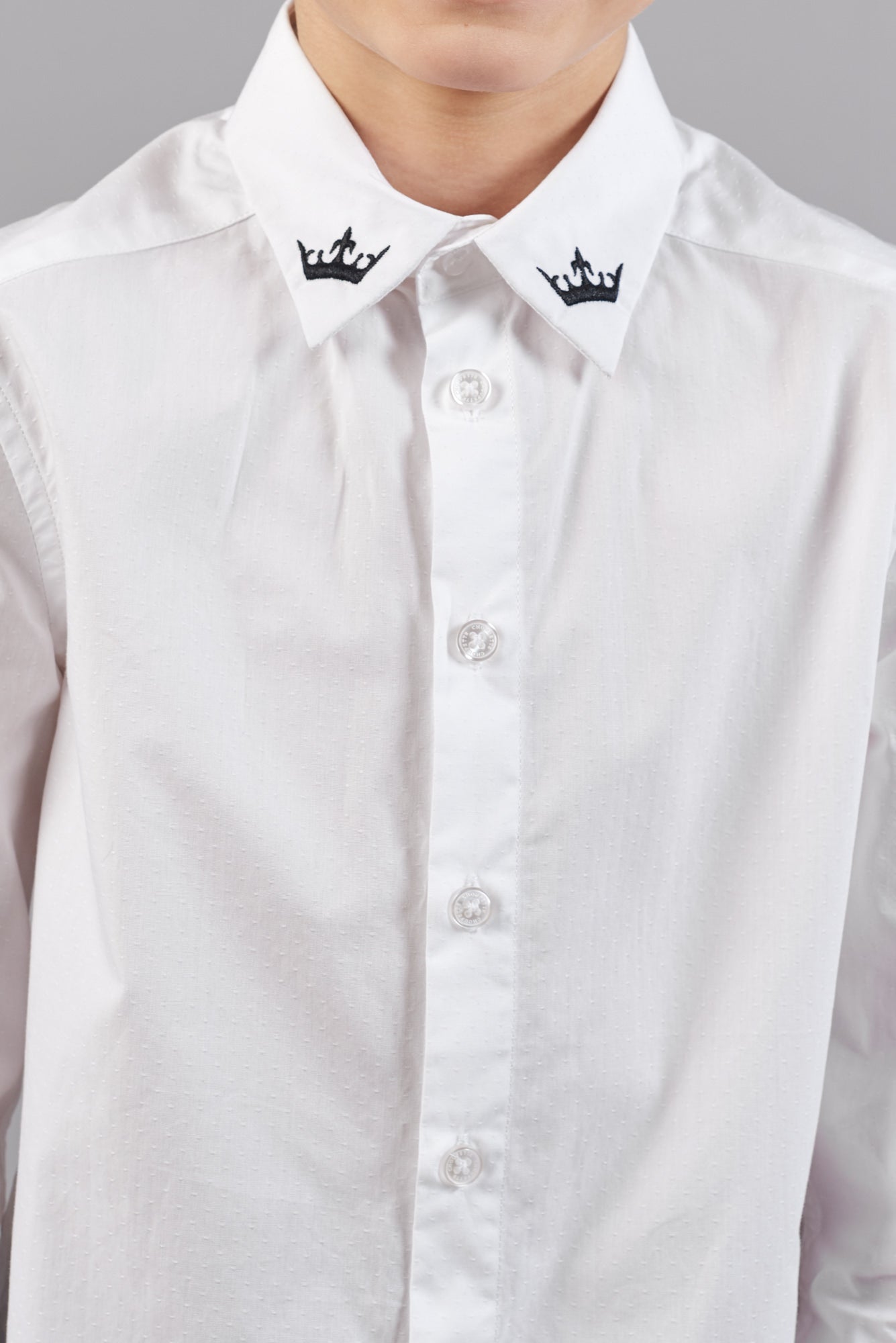 Classic white shirt with embroidery on collar