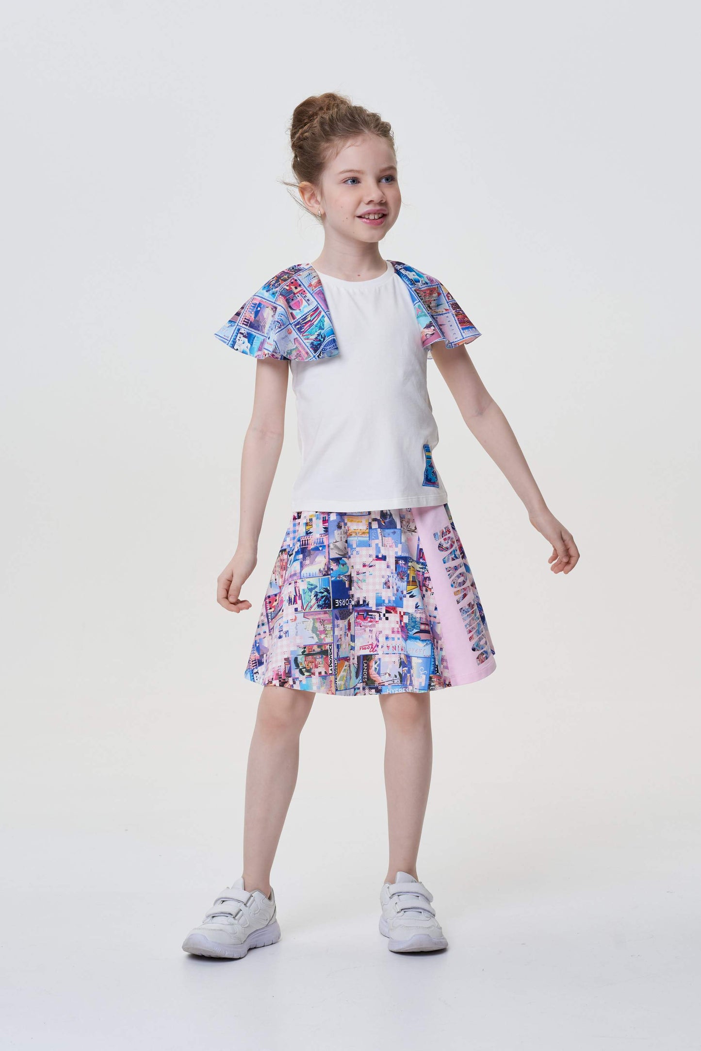 Kashkorse Blouse with cap sleeves