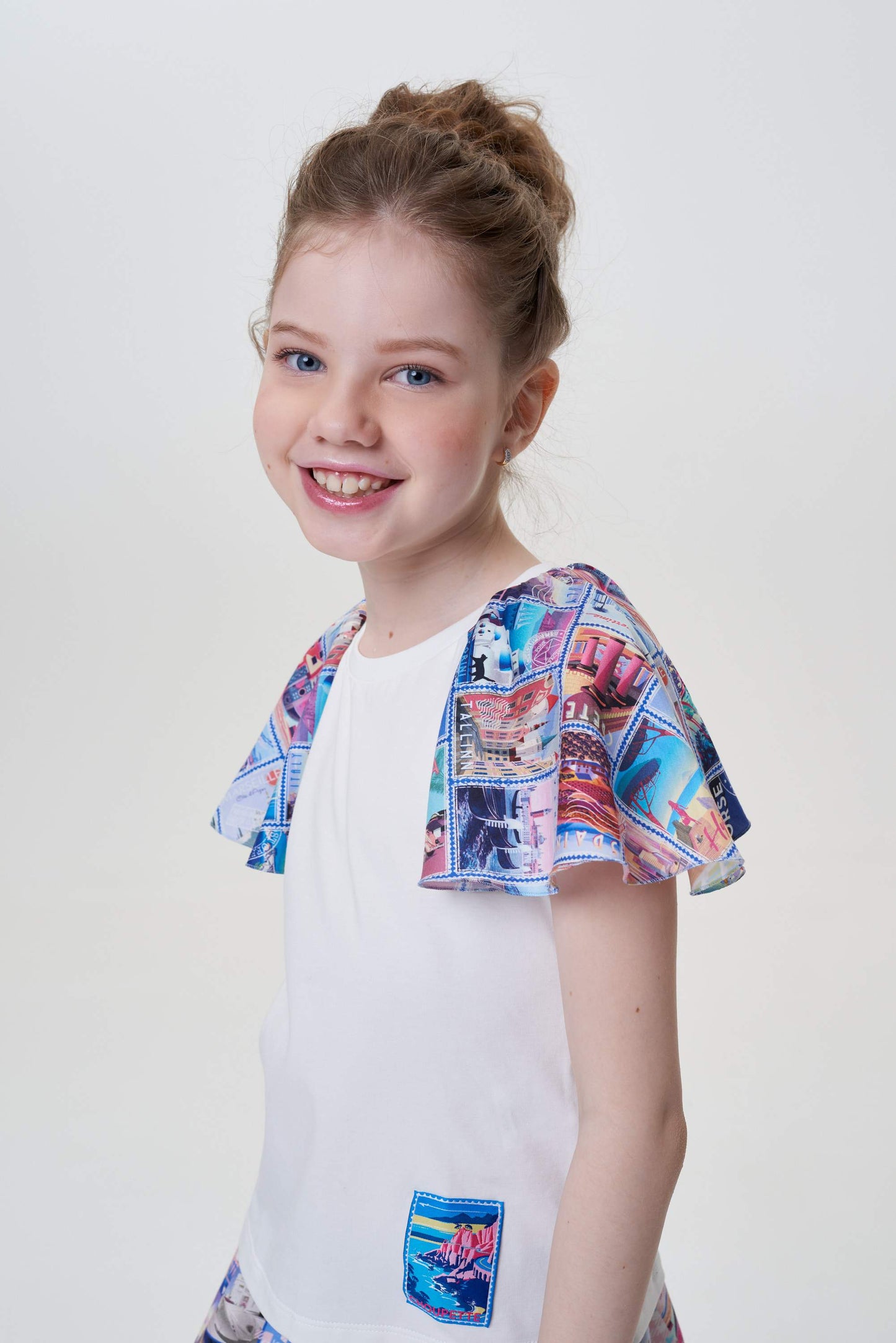 Kashkorse Blouse with cap sleeves