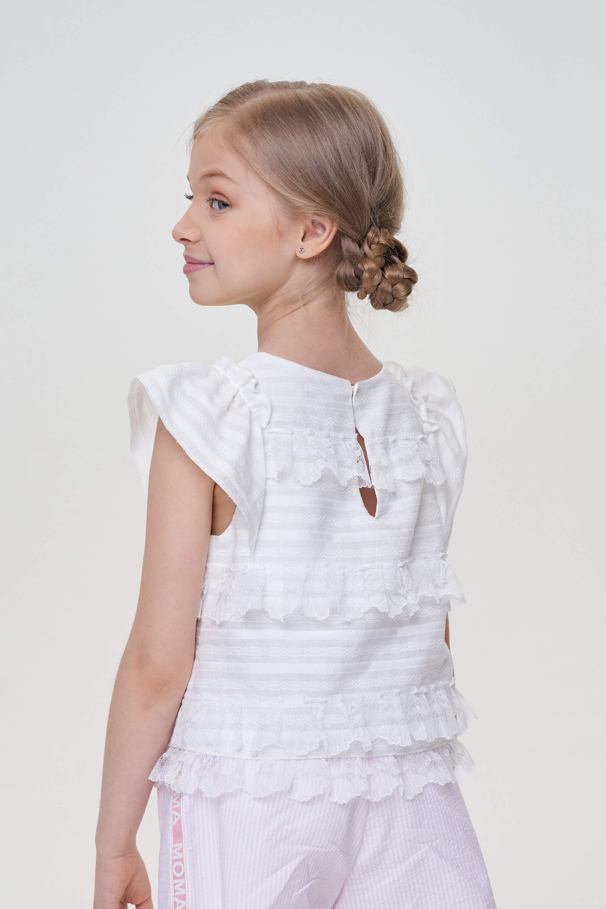 Lace Ruffles Blouse